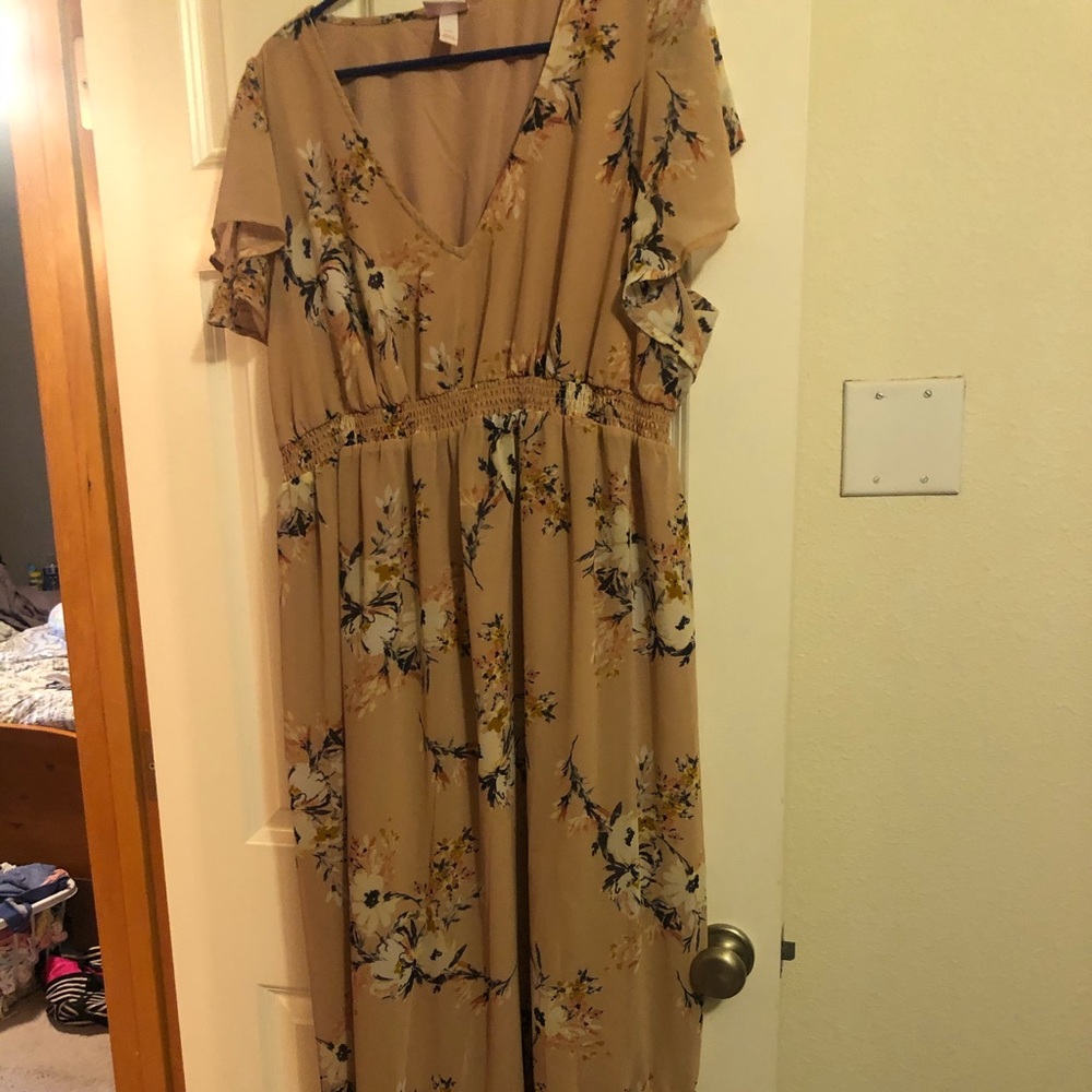 Maternity floral dress